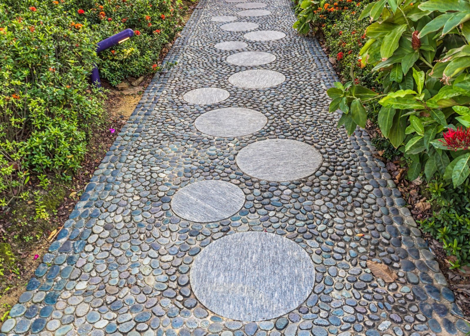 Terrassenplatten aus der Nähe mit Fugen